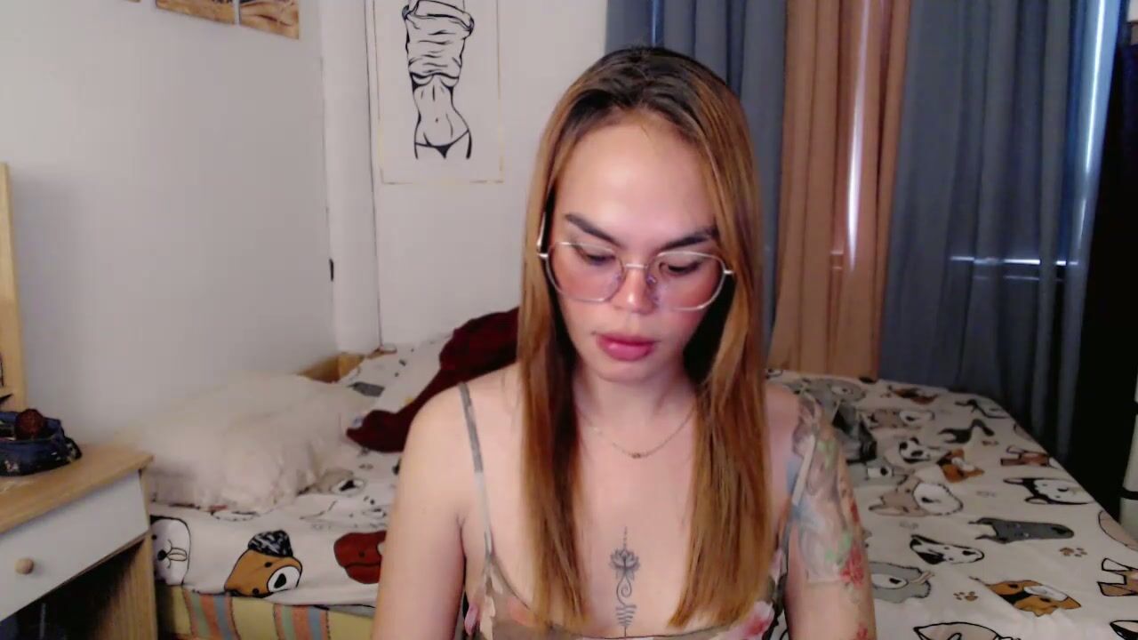 superhotvaleria asian - (03-18-2026)