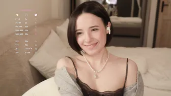_female_essence_ recorded nude video 833719