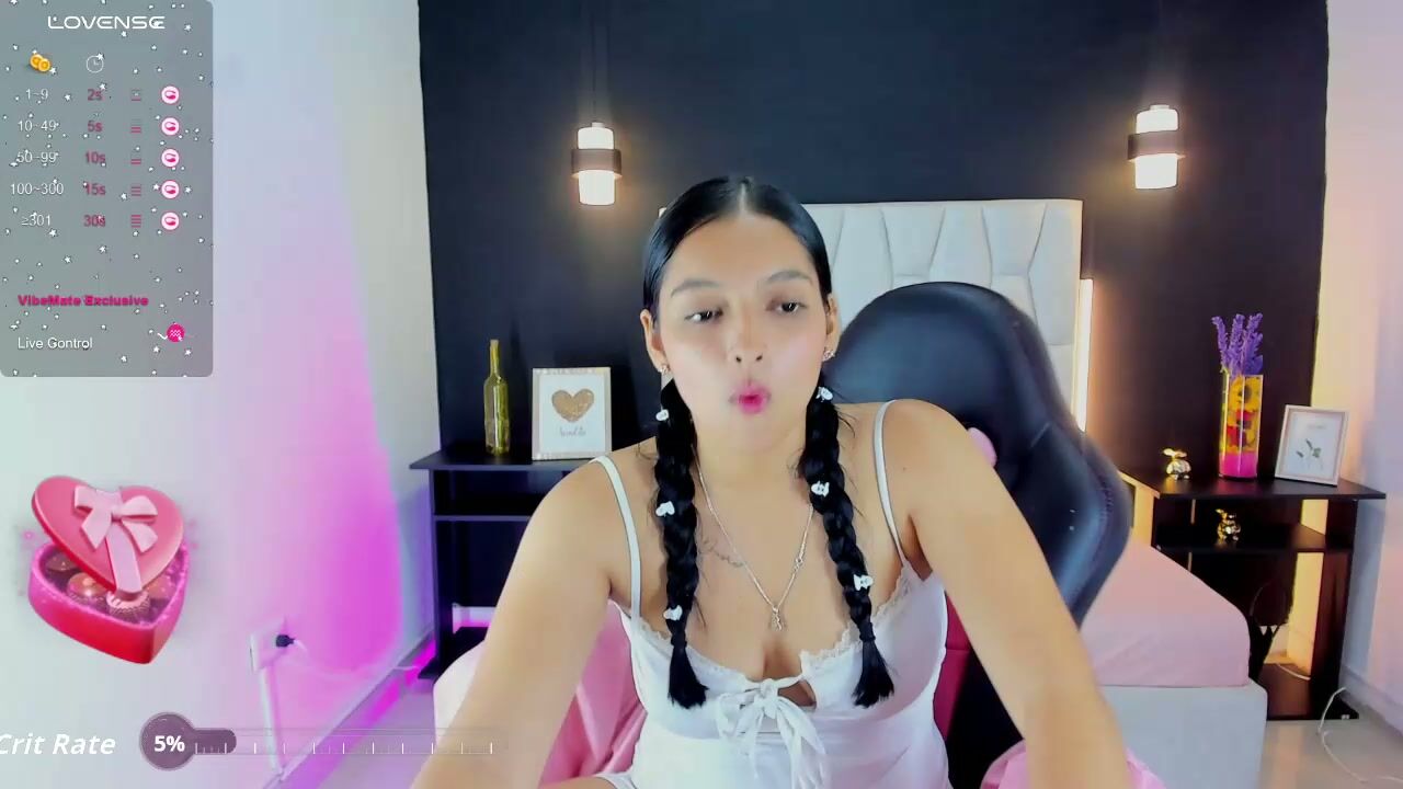luffy_girl video cam 03-19-2026