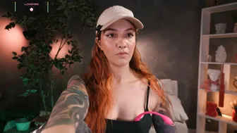 Redjasmine_ fuckmachine on webcam