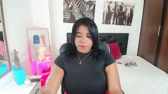 Zhiaxzeus latina sex chat