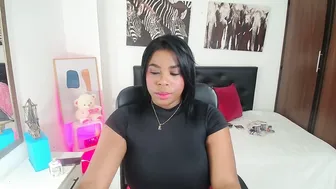 Zhiaxzeus latina sex chat