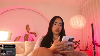 Kali_hiill live webcam show 03-19-2026