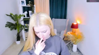 laly_peach 19 March 2026