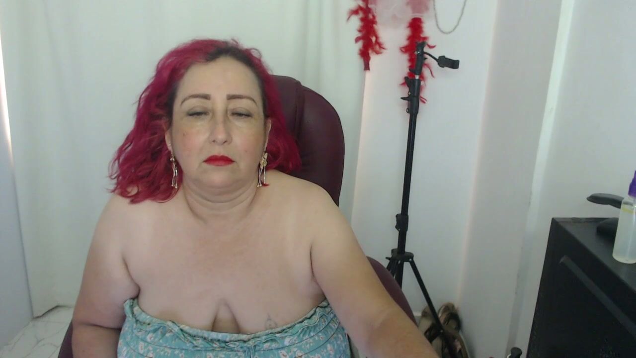 Paiper_halliwey sex porn cam 19-Mar-26