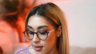 aileenaxa recorded nude video 837267