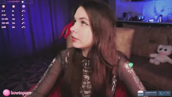 Howtomeow teen on live cam