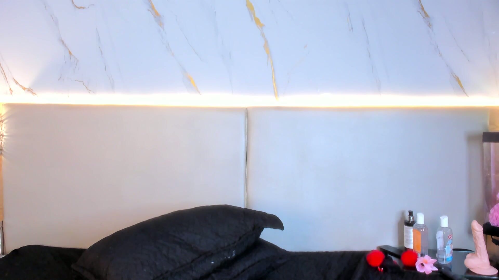 Aprilgrey111 feet porn cam video