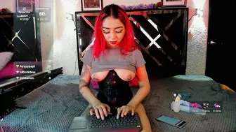 Poyson_ivy1 webcam - 03-20-2026
