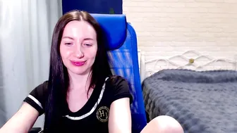 Lilymellow bigass nude cam