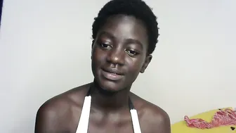 Petitte_gyaal lovense porn cam