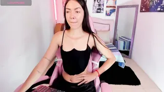 valerie_fox18 findom - 03-Jul-25