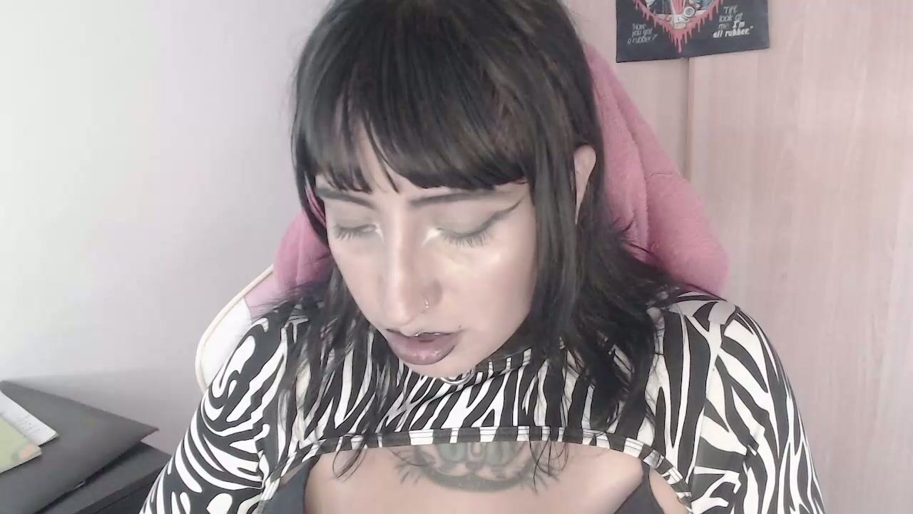 Hello_demonkitty cam video amateur cam video