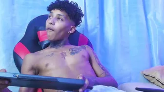 noah_smith77 recorded nude video 842750