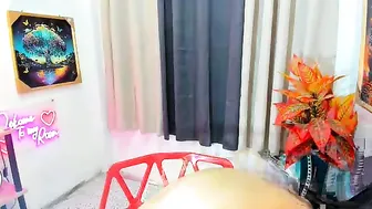 yourprettytrish mistress live webcam show