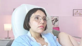 Eliza_gh smalltits chat xxx