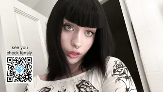 Vailyreb cam nude 03/22/2026