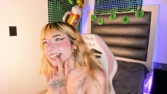 lulu_js_ 03/23/2026 naturalbigtits