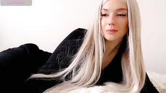 Pervyblonde webcam chat 23 March 2026