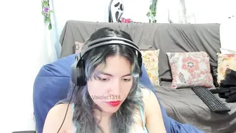 Vaioletuwu naked on cam chat porn video
