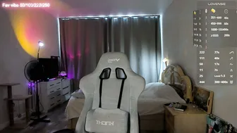 Lynne_dawson posing on cam porn