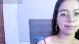 Andreaqueenn hairy (03-24-2026)
