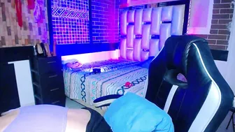 Kriss_sweetboobs latina 24-Mar-26