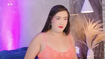 hannaprada1 posing on webcam (03-24-2026)