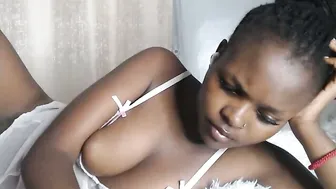 Lolamia7 nude on live cam