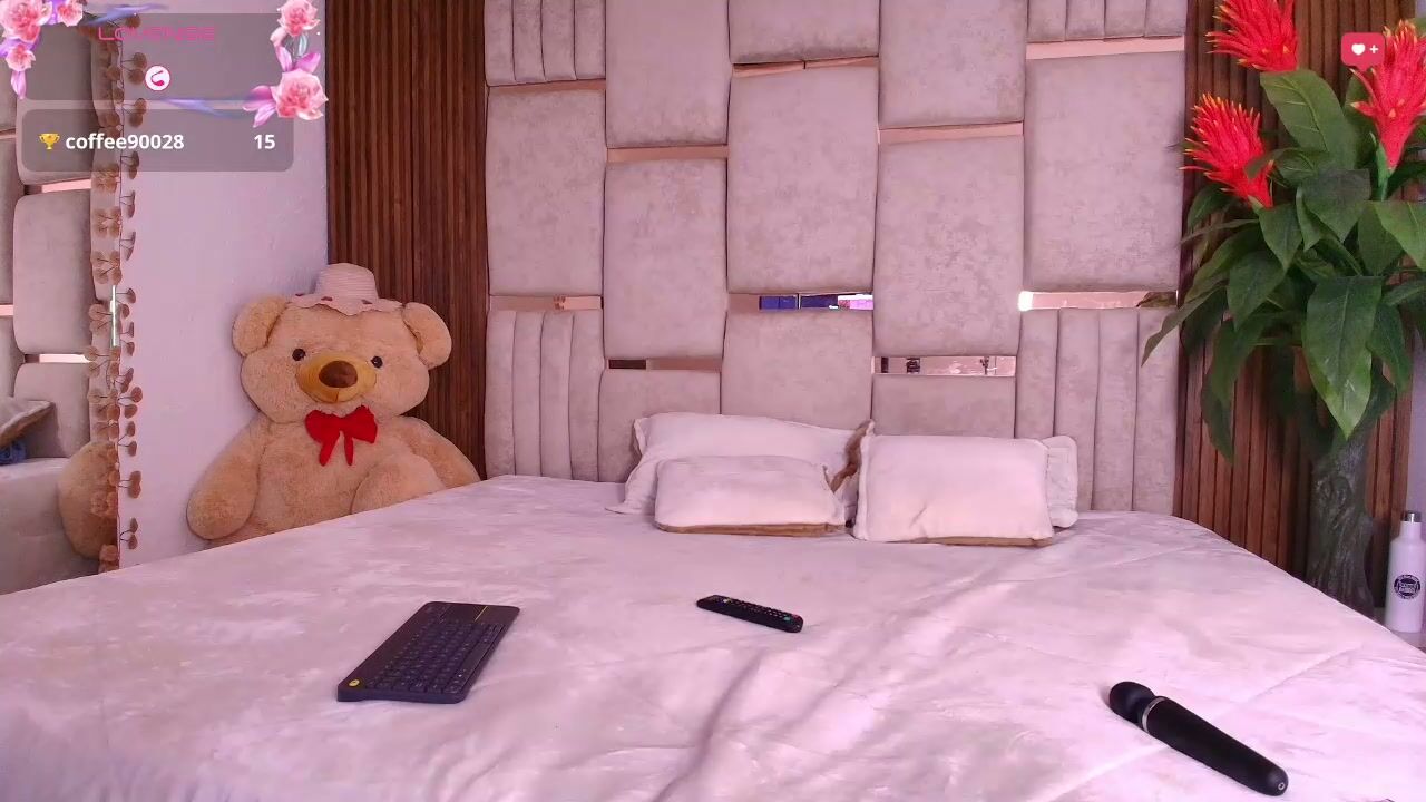 Zoe_dim lovense (03/24/2026)