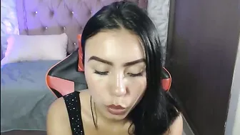 Julieta_fn webcam chat (03-25-2026)