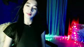 Lovelypetite143 pinay (03-25-2026)