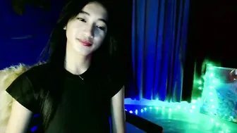 Lovelypetite143 pinay (03-25-2026)