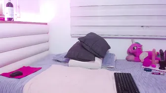 scarlettbooty 03-25-2026 porn cam chat