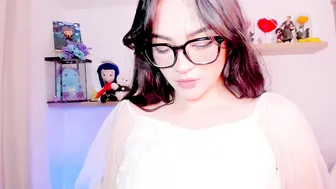 iki_mei recorded nude video 853752