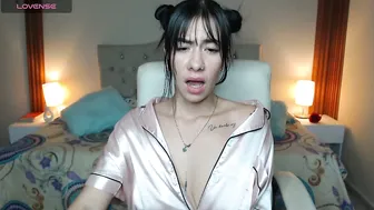 Emiily_skinny webcam chat 25 March 2026