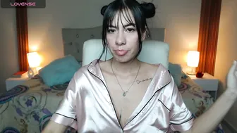 Emiily_skinny webcam chat 25 March 2026