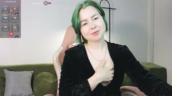 anitameyer nude 25 March 2026