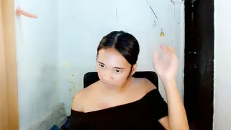 Ur_sexyllie 03/25/2026 smalltits