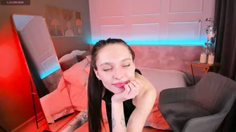 Chloe_sunny sex chat (03/25/2026)