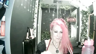 Saucysky oral live on cam
