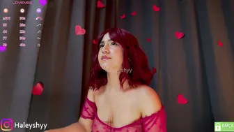 Haley_shyy latina on webcam