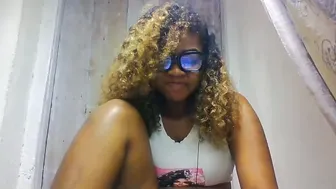 Natachazz hairy cam chat