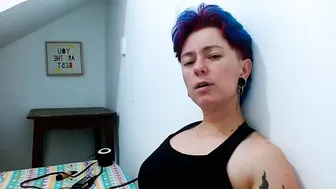Tomboyblue posing on webcam 25-Mar-26