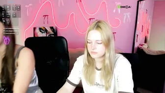 Lina_fox12 feet xxx video