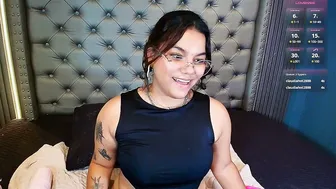 Naomi_cute_ squirt - 03-26-2026