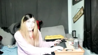roxihazeleyes xxx chat 26 March 2026