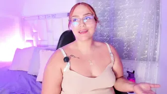 leahbarker recorded nude video 858175