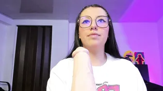 Nataliasweet98 porn chat posing on cam