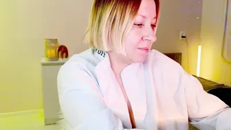 Sarakatherin nude cam (03-26-2026)